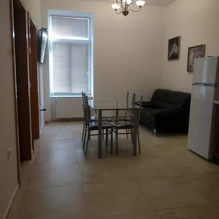 Luciano Apartment